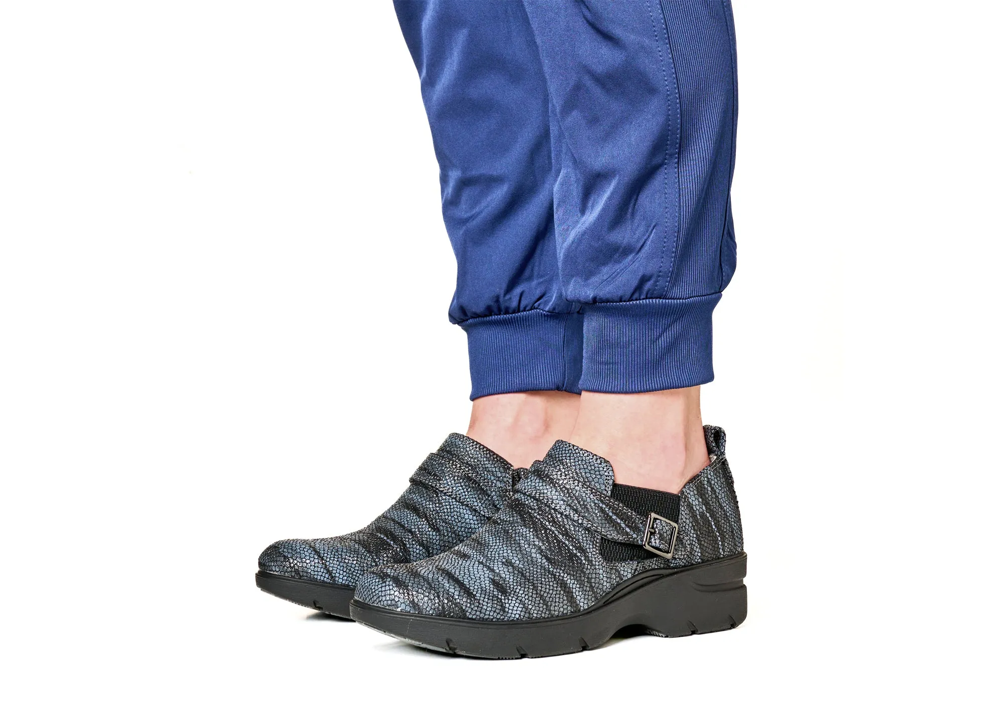 Align Arya Womens Leather Wide Fit Comfortable Arch Support Shoes Align Shoes