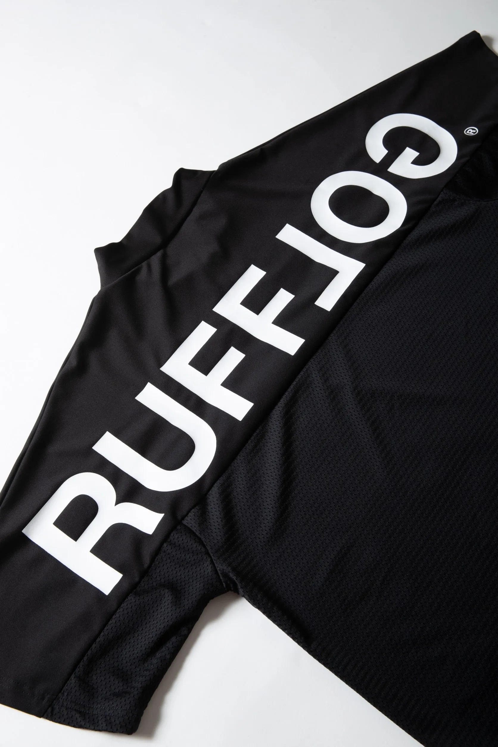 BACK ARCH LOGO MOCK BLACK