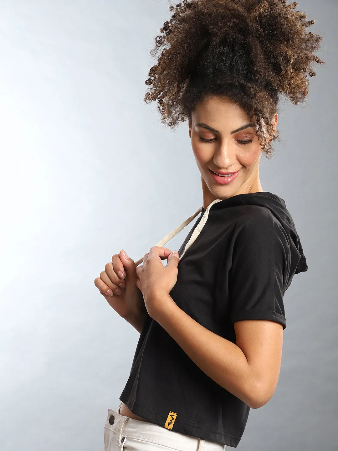 Campus Sutra Women Solid Crop Stylish Tops