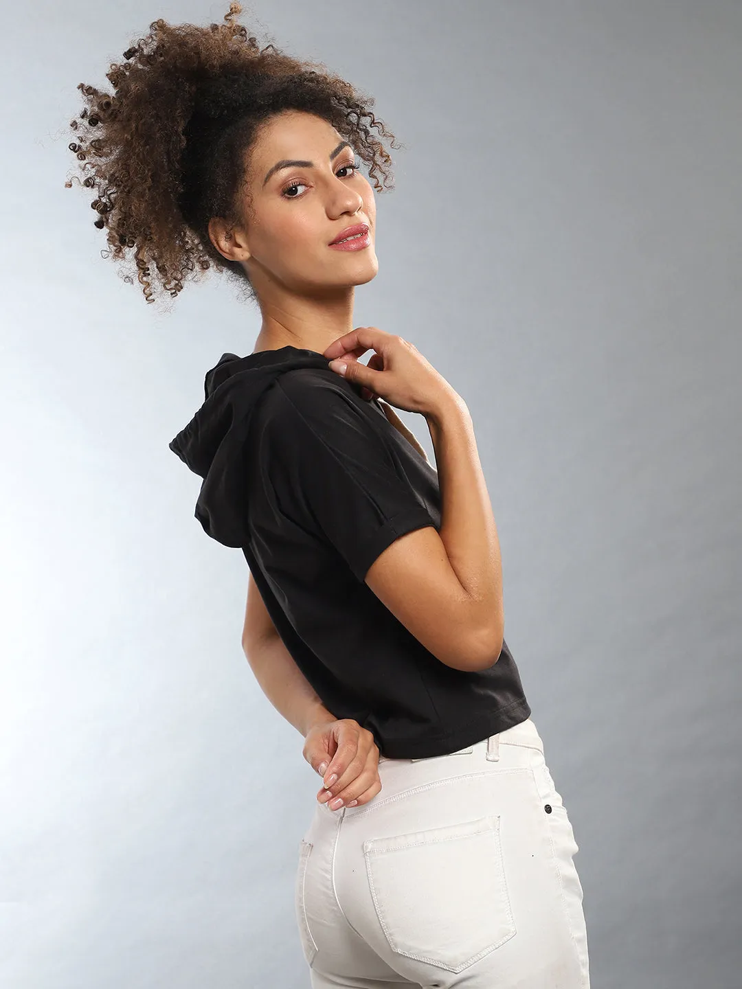 Campus Sutra Women Solid Crop Stylish Tops