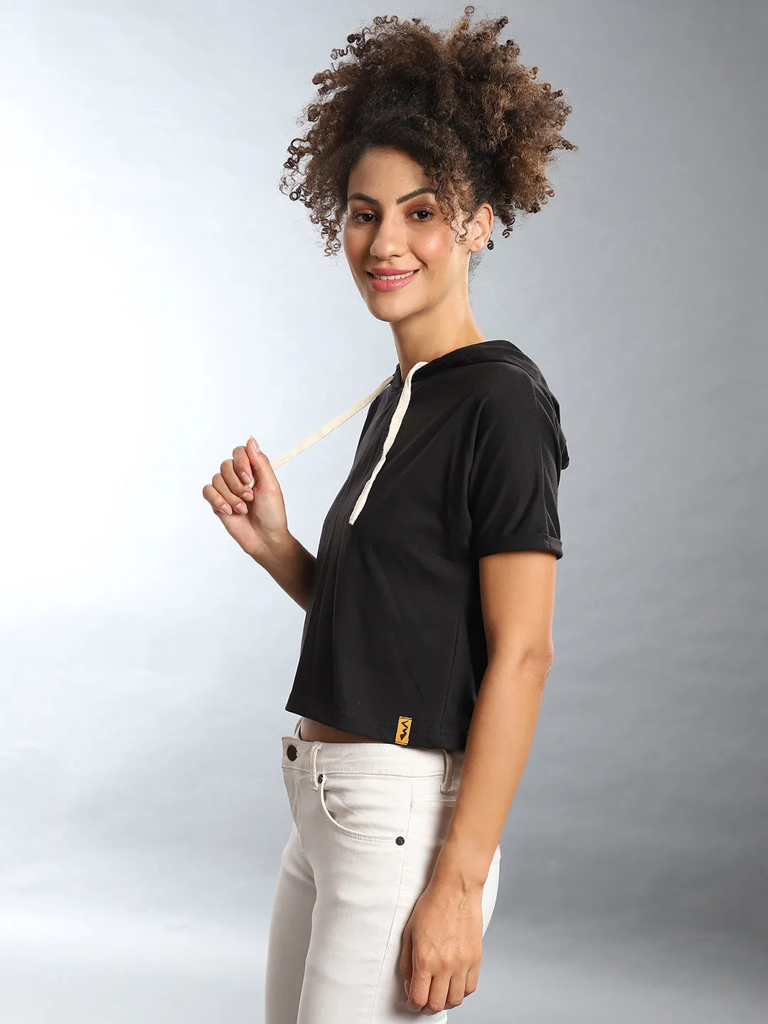 Campus Sutra Women Solid Crop Stylish Tops