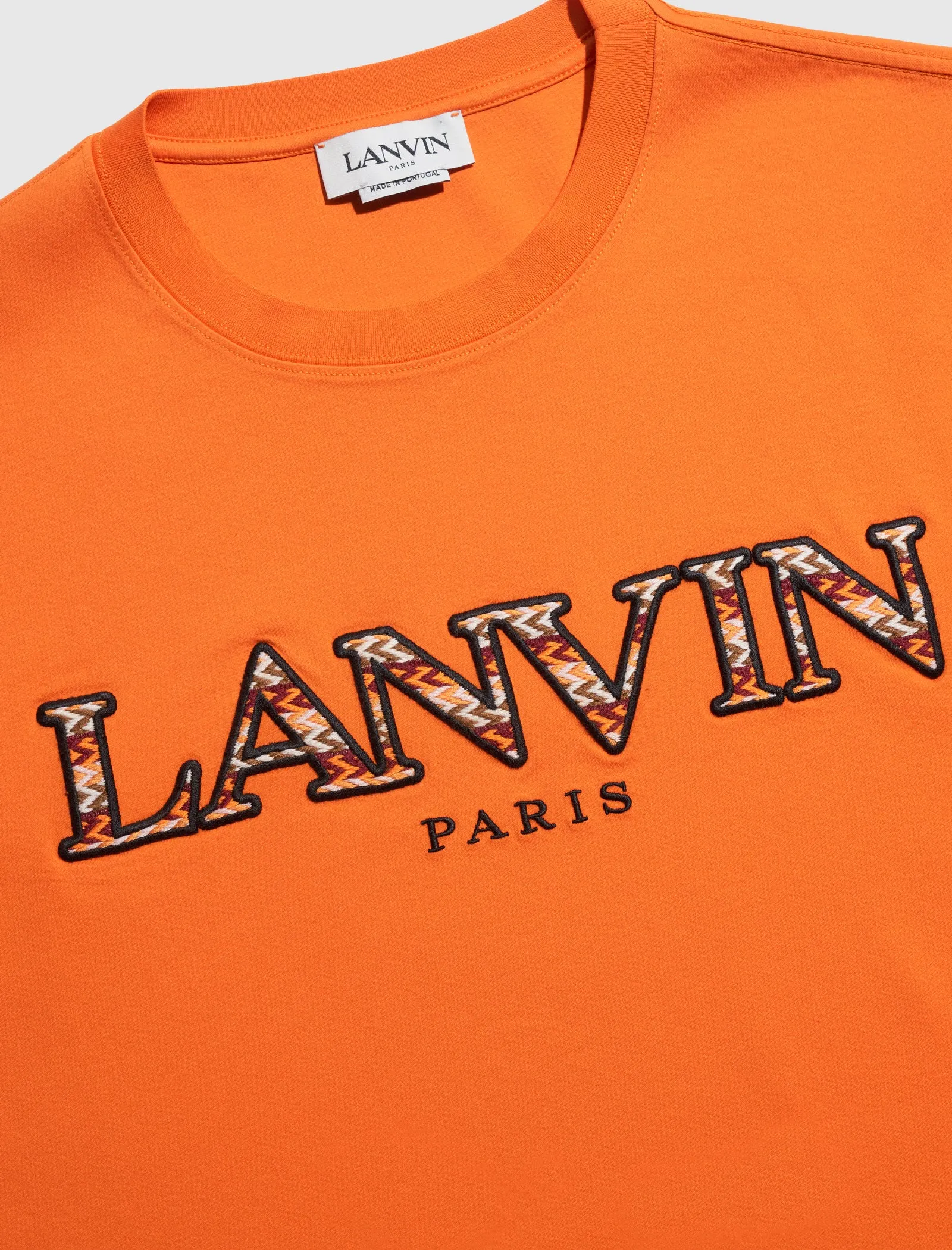 CURB EMBROIDERED T-SHIRT