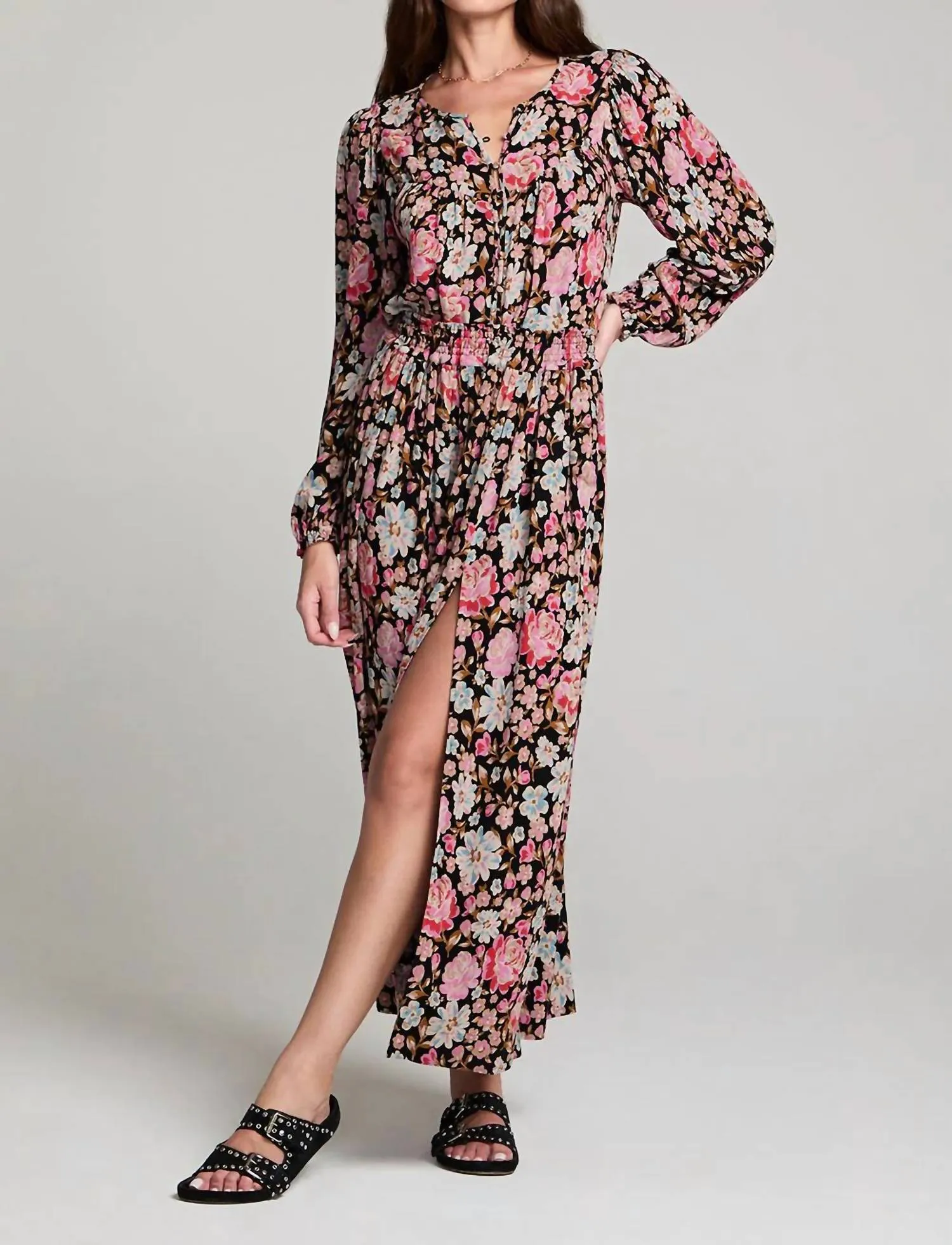 Delvine Skirt In Floral/pink/black