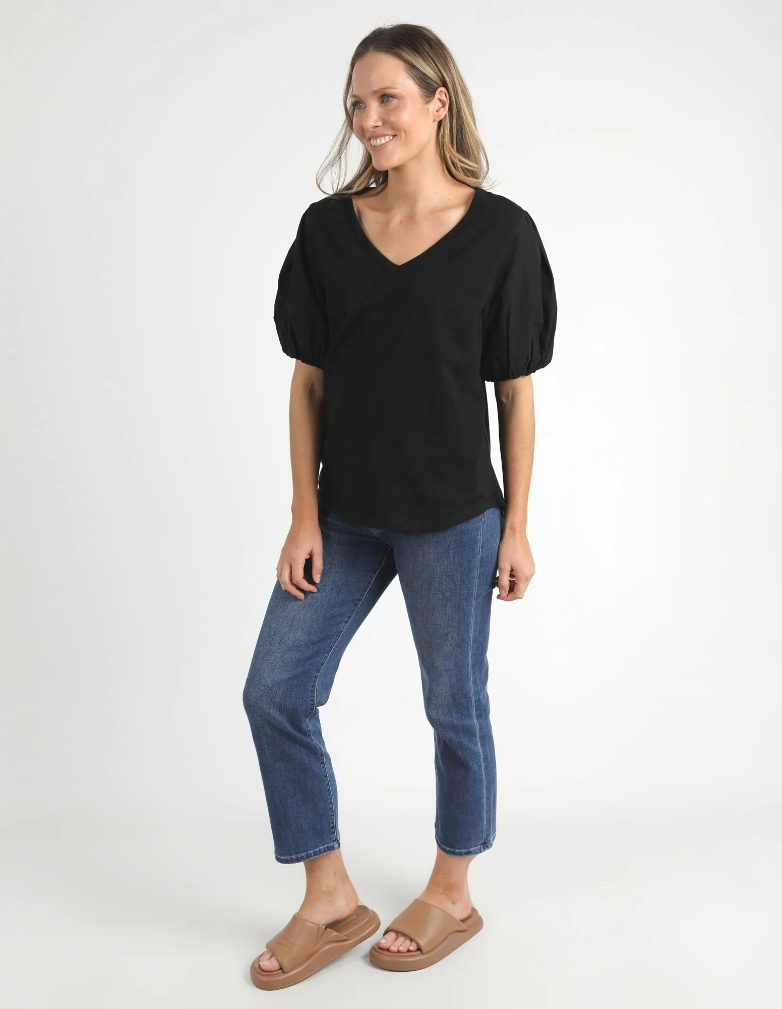 Elm Joy S/S Tee Black
