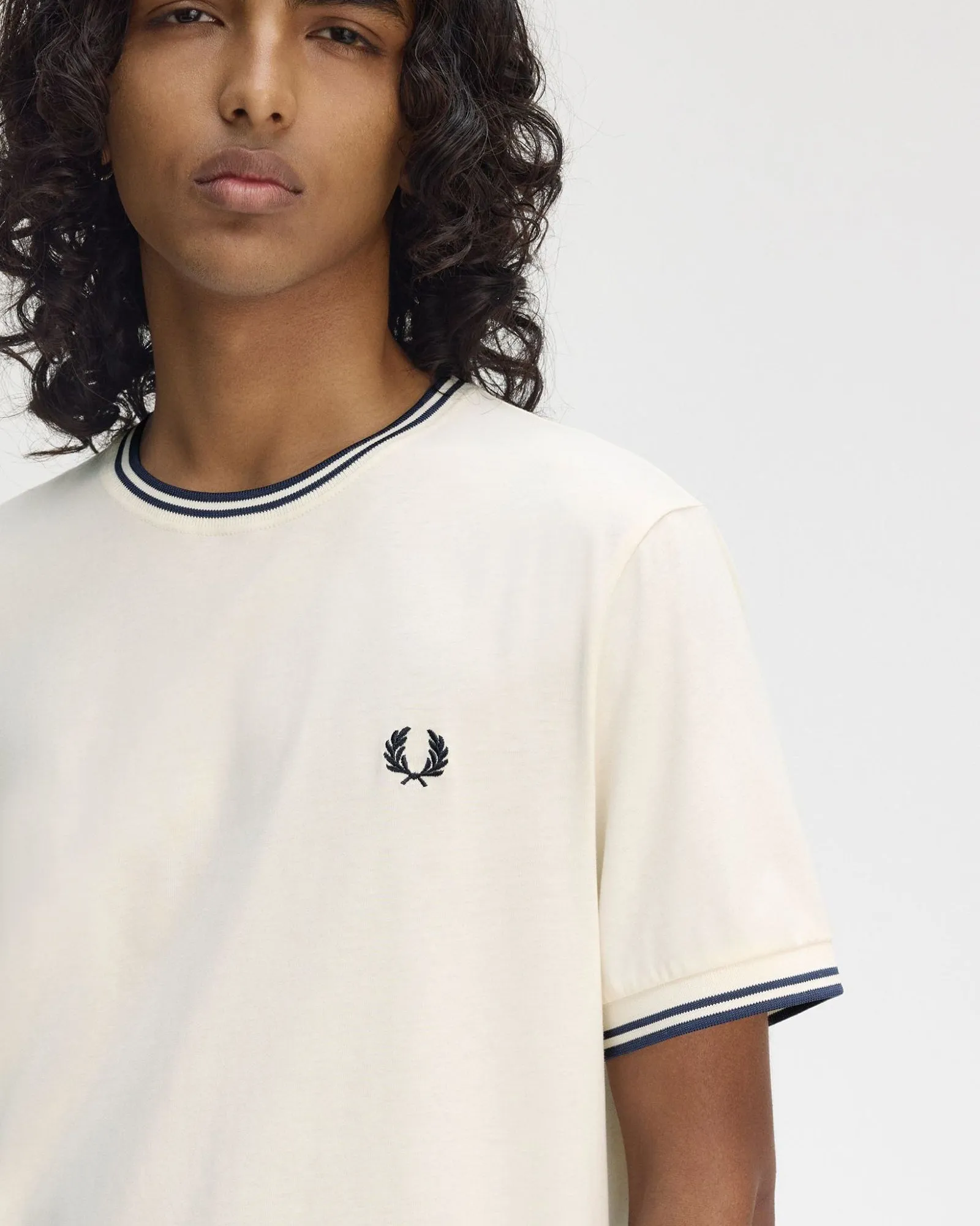 Fred Perry Twin Tipped T Shirt - Ecru / Tennis Blue