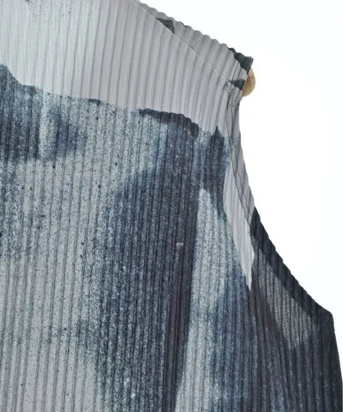 HOMME PLISSE Casual shirts