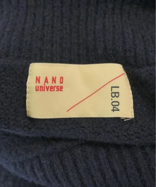 LB.04 Sweaters