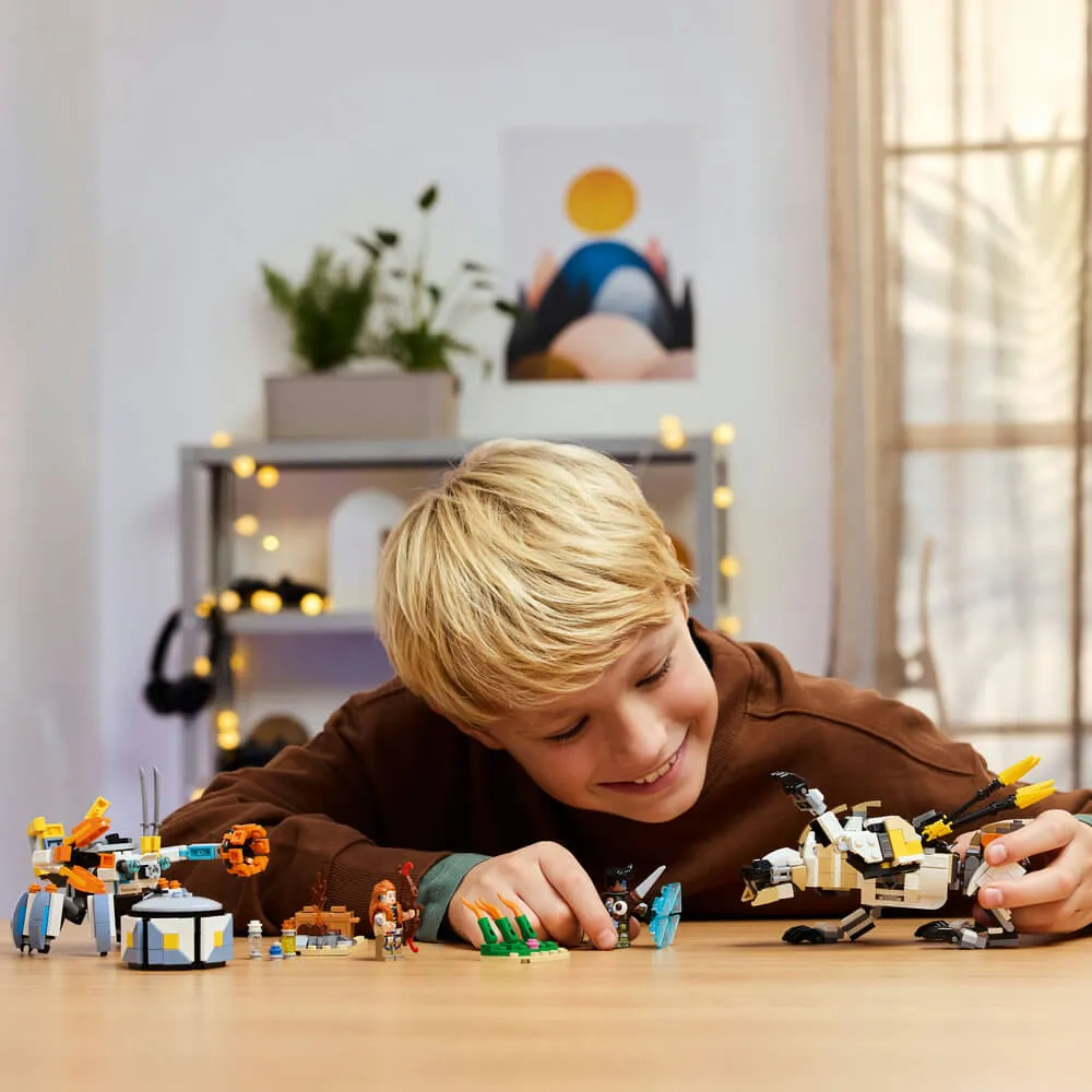 Lego® Toys LEGO® Horizon Aloy & Varl vs. Shell-Walker & Sawtooth 768 Piece Building Kit (77037)