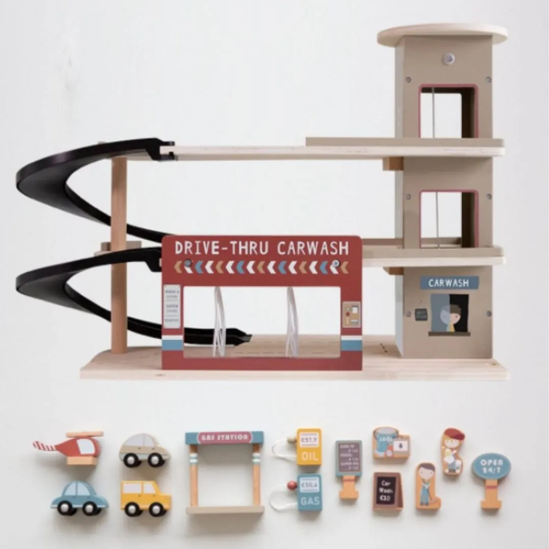 Little Dutch: Railway Extension - Garage