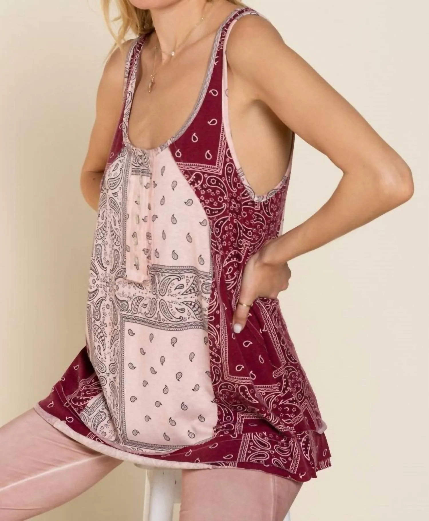 Paisley Knit Tank Top In Pink/burgundy