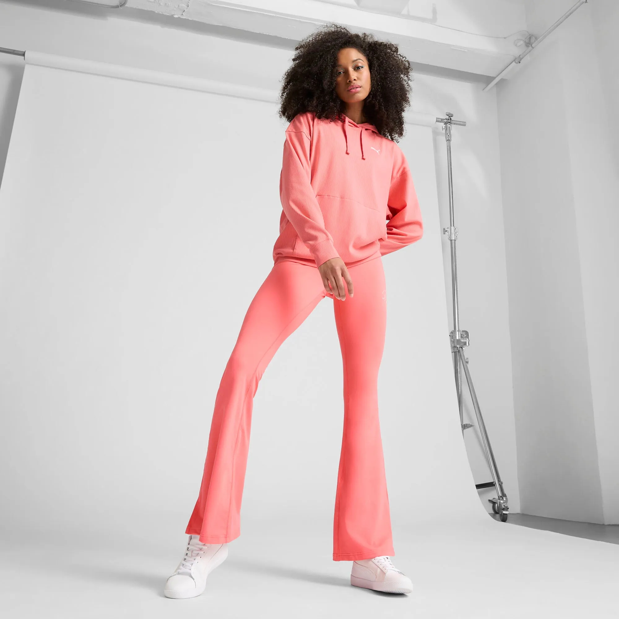 PUMA Women's ESS ELEVATED Comfort Rib Hoodie Women