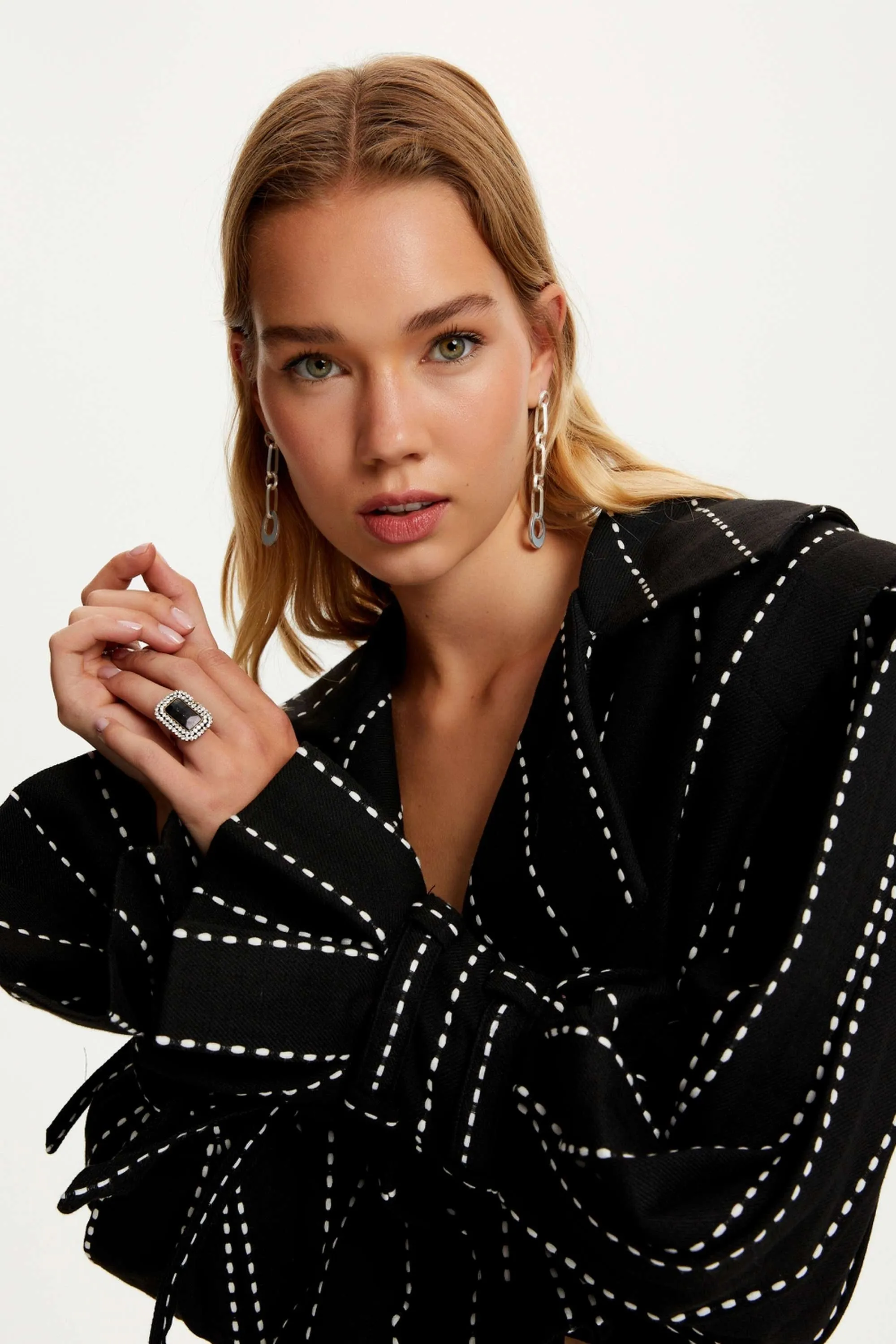 Shoulder Pad Pintucked Crop Jacket
