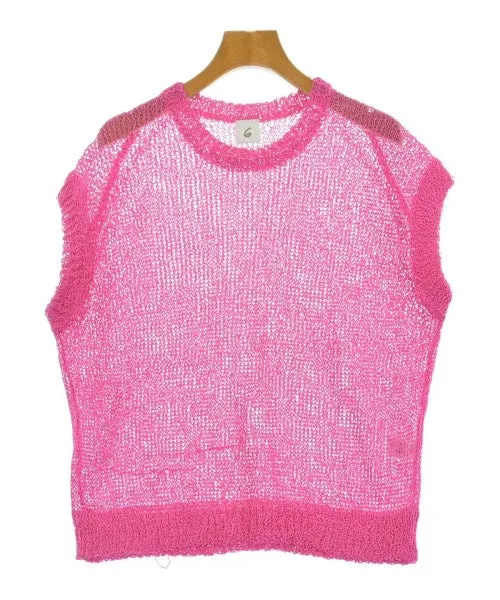 Sleeveless tops