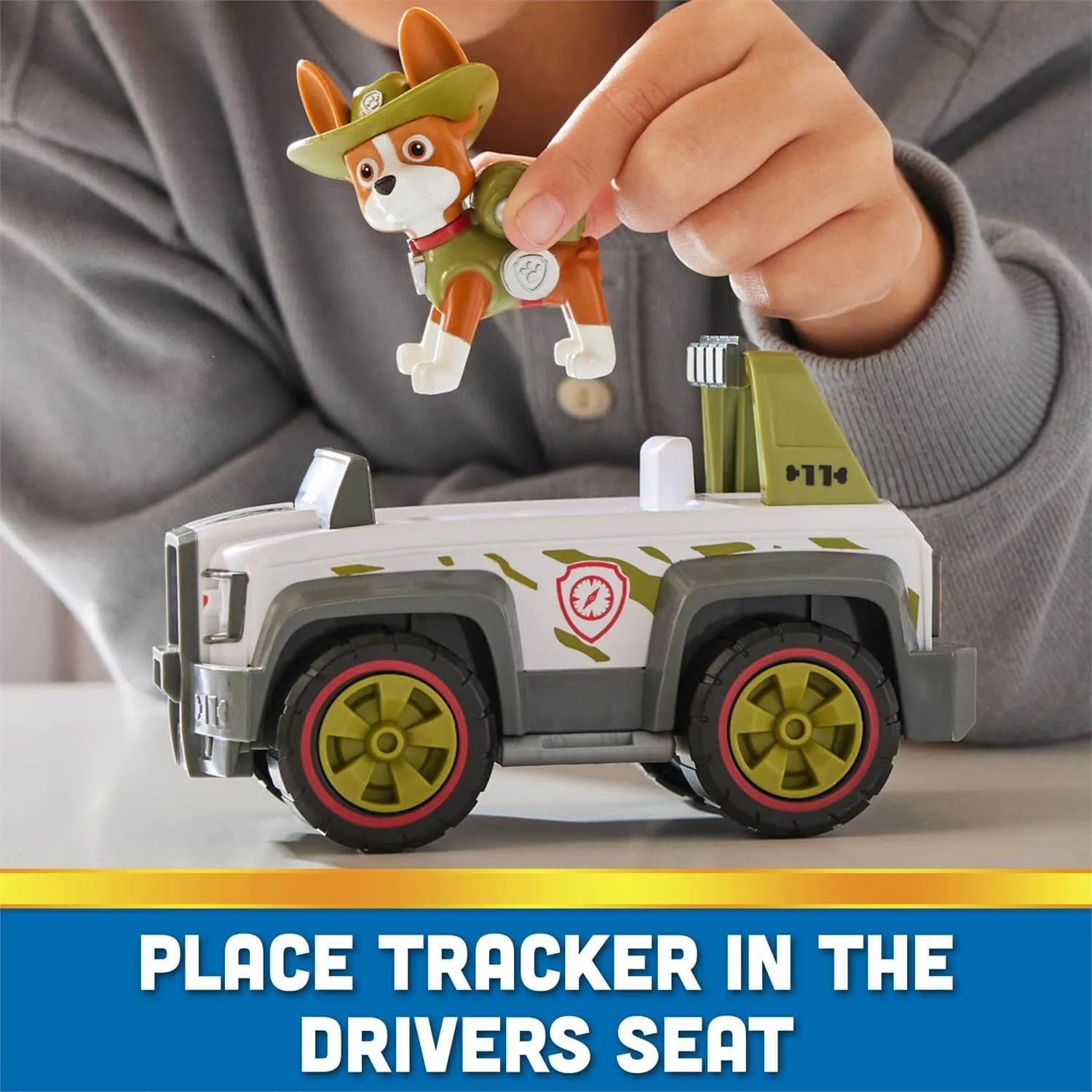 Spin Master Toys PAW Patrol Tracker and Jungle Cruiser Figure Set