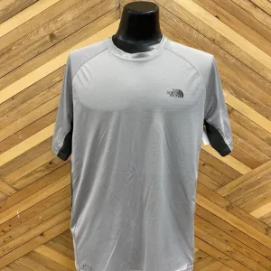 The North Face The North Face - Men's Performance T-Shirt - MSRP $55: light gray-men-LG